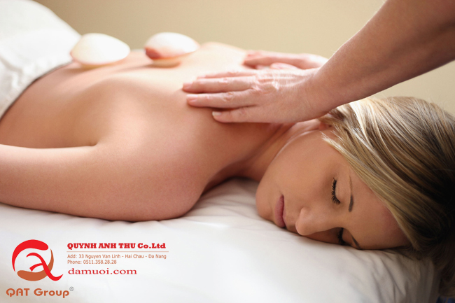 Massage đá muối – Sự thăng hoa cảm xúc