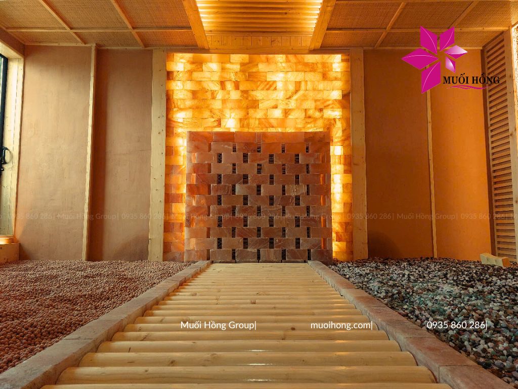 Thi c&ocirc;ng lắp đặt spa đ&aacute; muối hồng ngoại